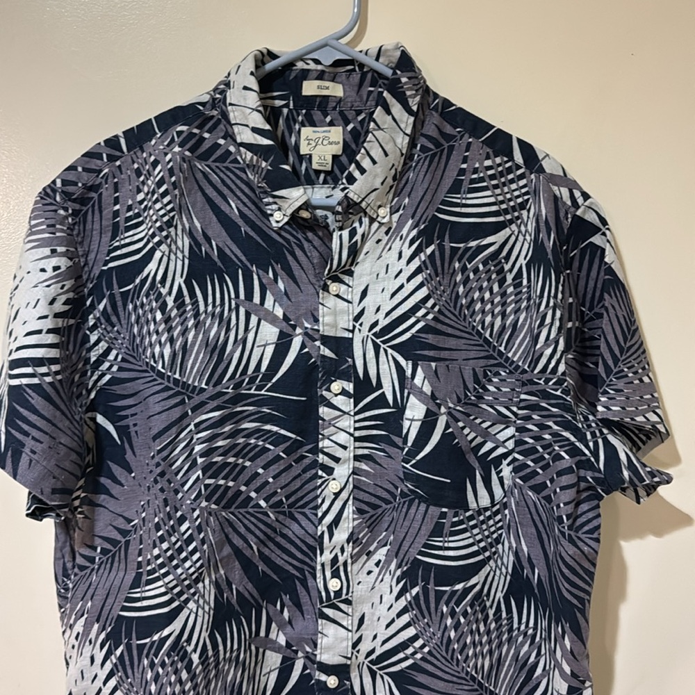 J. Crew Men’s Button Down Linen Navy and White Leaf Print Men's Shirt XL - Picture 3 of 9